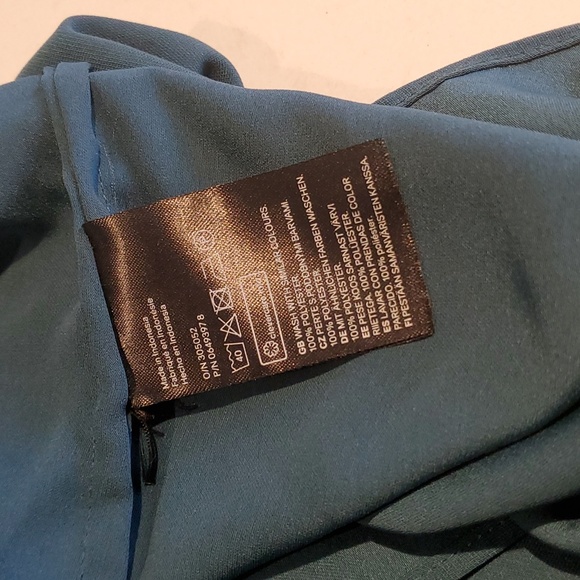 H&M dress - Picture 4 of 6